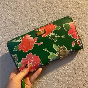 kate spade green floral wallet